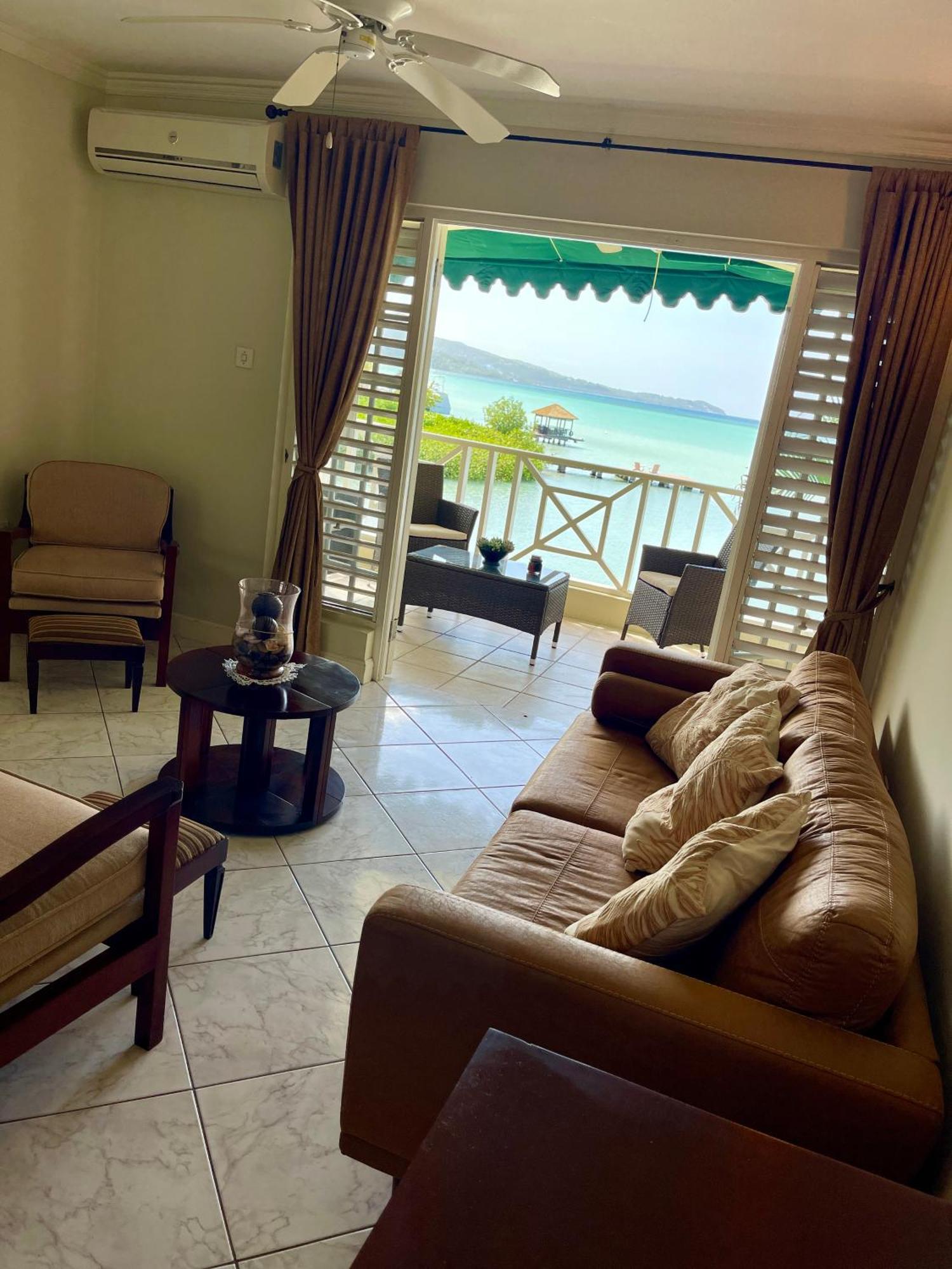 Luxury Apartments And Rooms,The Lagoons Montego Bay Exterior foto